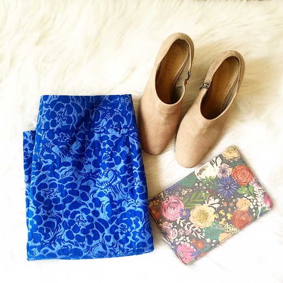 LOFT Dresses & Skirts - Loft royal blue pencil skirt